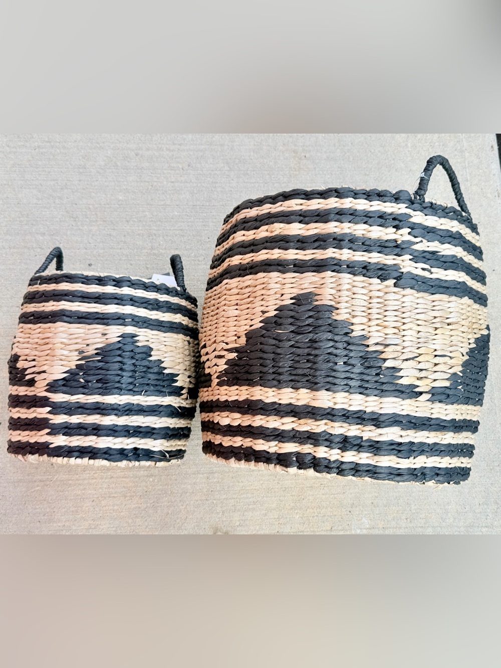 Neatly Small 10-Inch and 14 inch  Water Hyacinth Basket take both for $45
